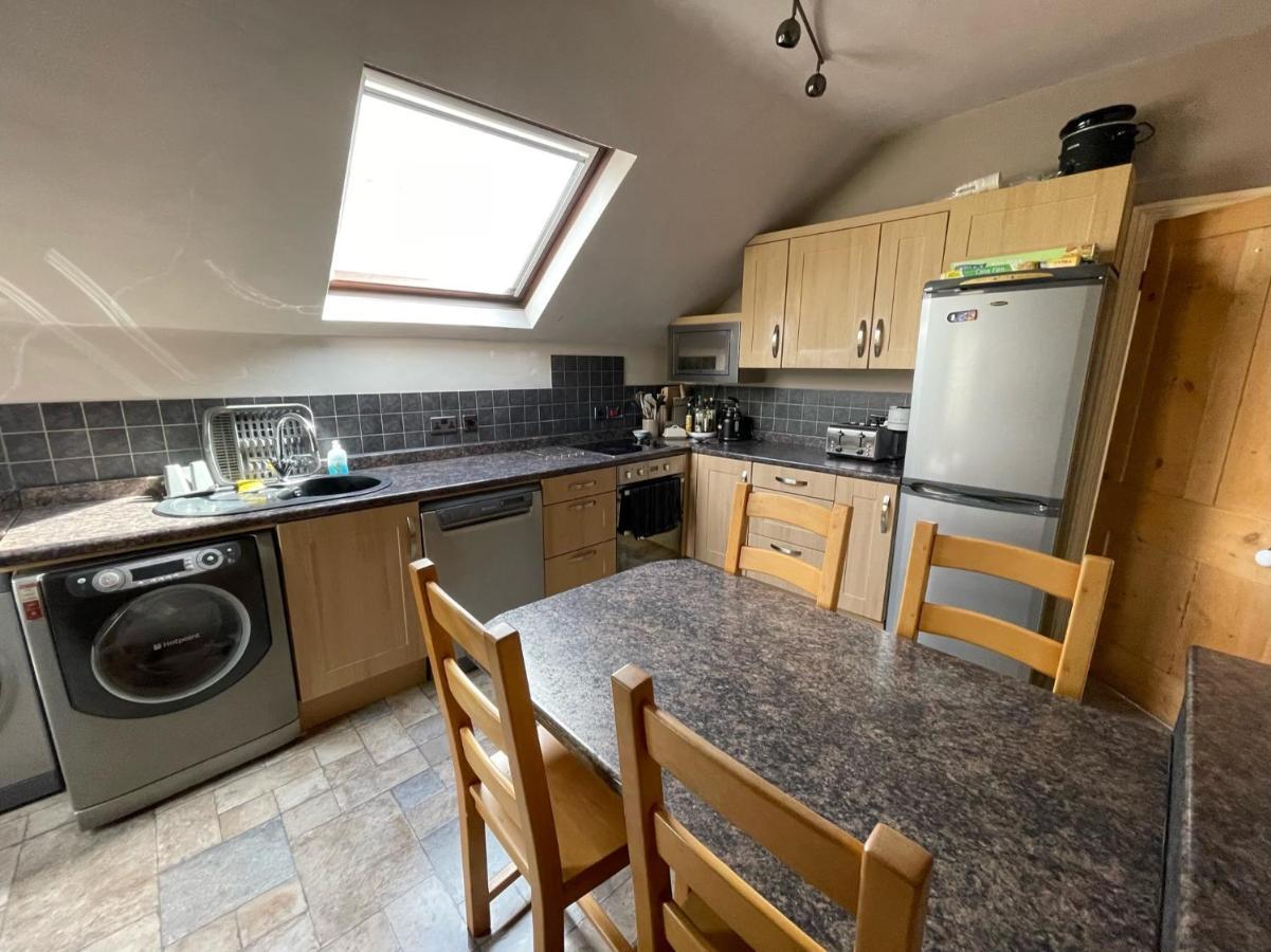 Seaside Rentals Bournemouth - 2Br, Upto 6Ppl, Beach 3 Min Walk, Dogs Ok, Wifi, Park 2 Cars Exteriör bild