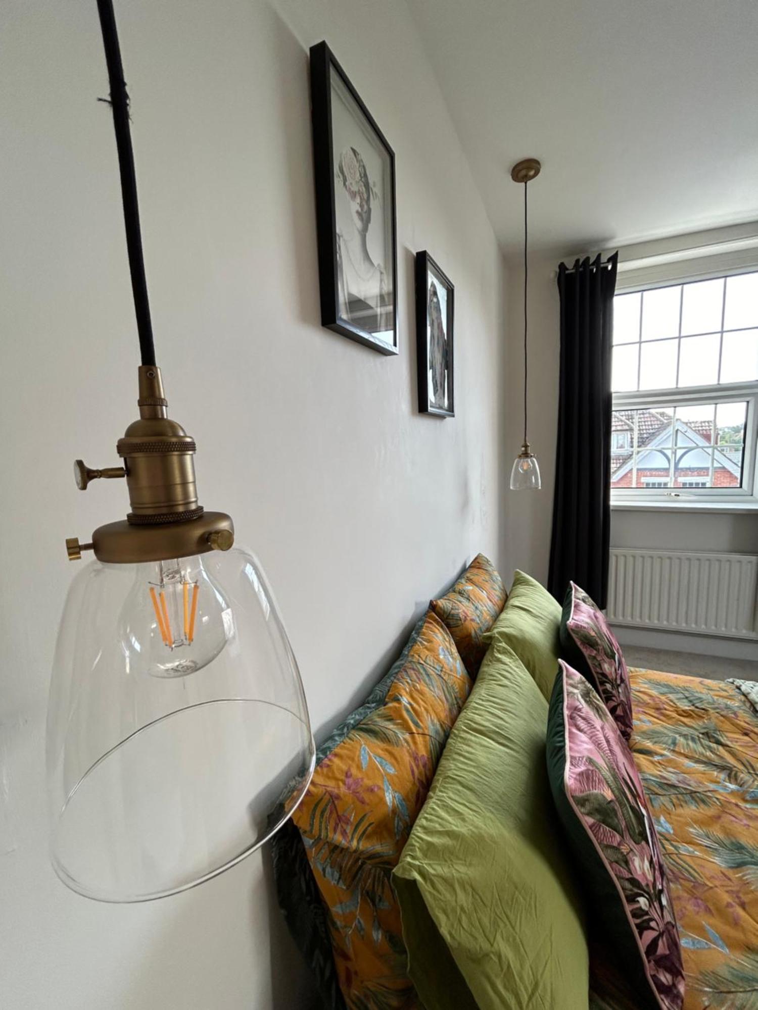 Seaside Rentals Bournemouth - 2Br, Upto 6Ppl, Beach 3 Min Walk, Dogs Ok, Wifi, Park 2 Cars Exteriör bild